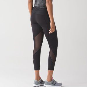 Lululemon Outrun Tight (Size 4)